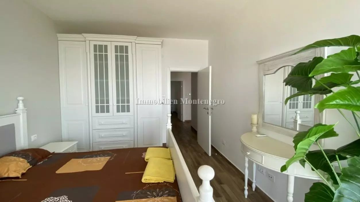 Wohnung in der ersten Reihe des Meeres, zwei Schlafzimmer, Dobra Voda, 10267 (10)