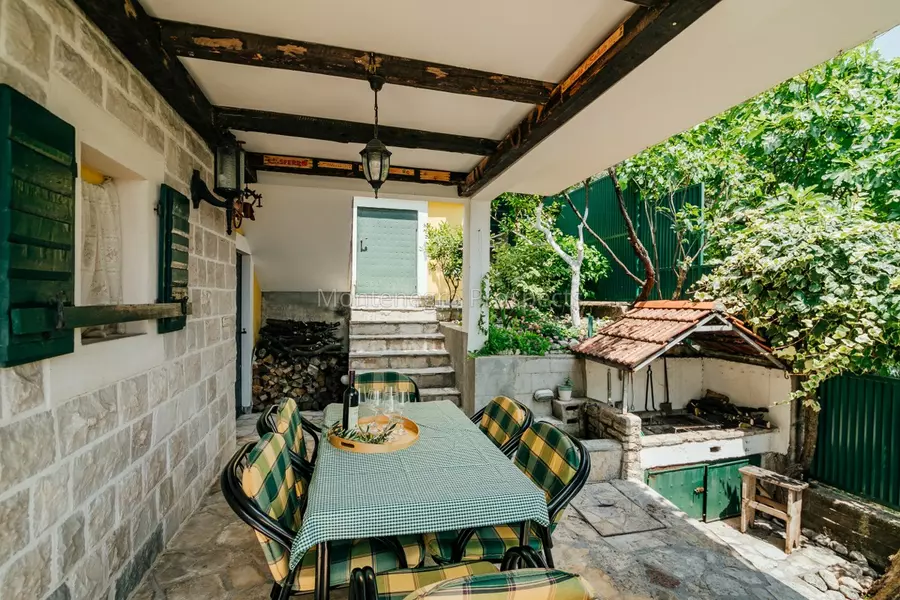 14149 house in herceg novi old town 48 1200x800