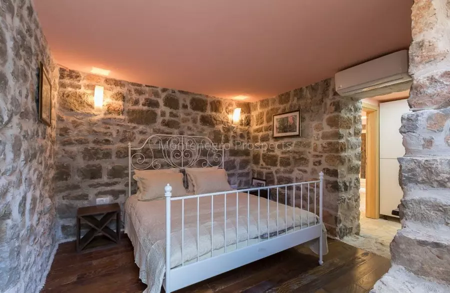 Renovated old stone house in djurasevici 13714 20